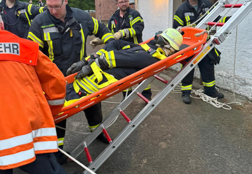 Übungsdienst, Gast: FF Saustrup – Bild 13