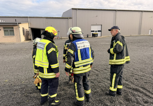 Gemeinsame Übung mit der Feuerwehr Böel bei Hans Natur – Bild 13
