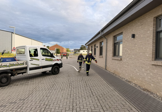 Gemeinsame Übung mit der Feuerwehr Böel bei Hans Natur – Bild 32
